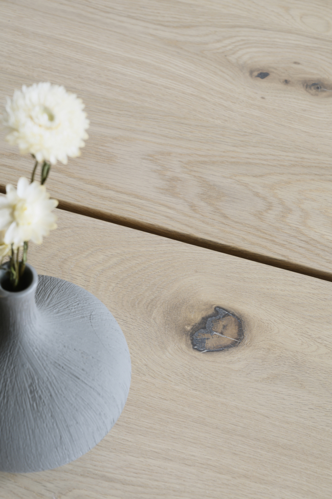 Table basse 'Melville' 140x65cm - Chêne blanchi/Noir