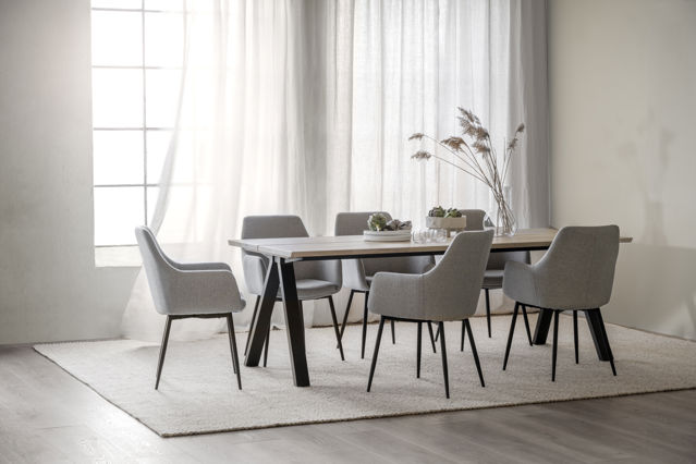 Table à manger 'Carradale' 220x100cm - Pigmenté blanc/Pieds en V