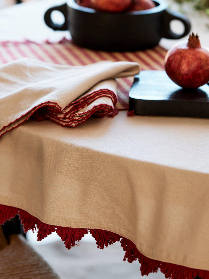 Nappe 'Stine' 145x280 - Rouge