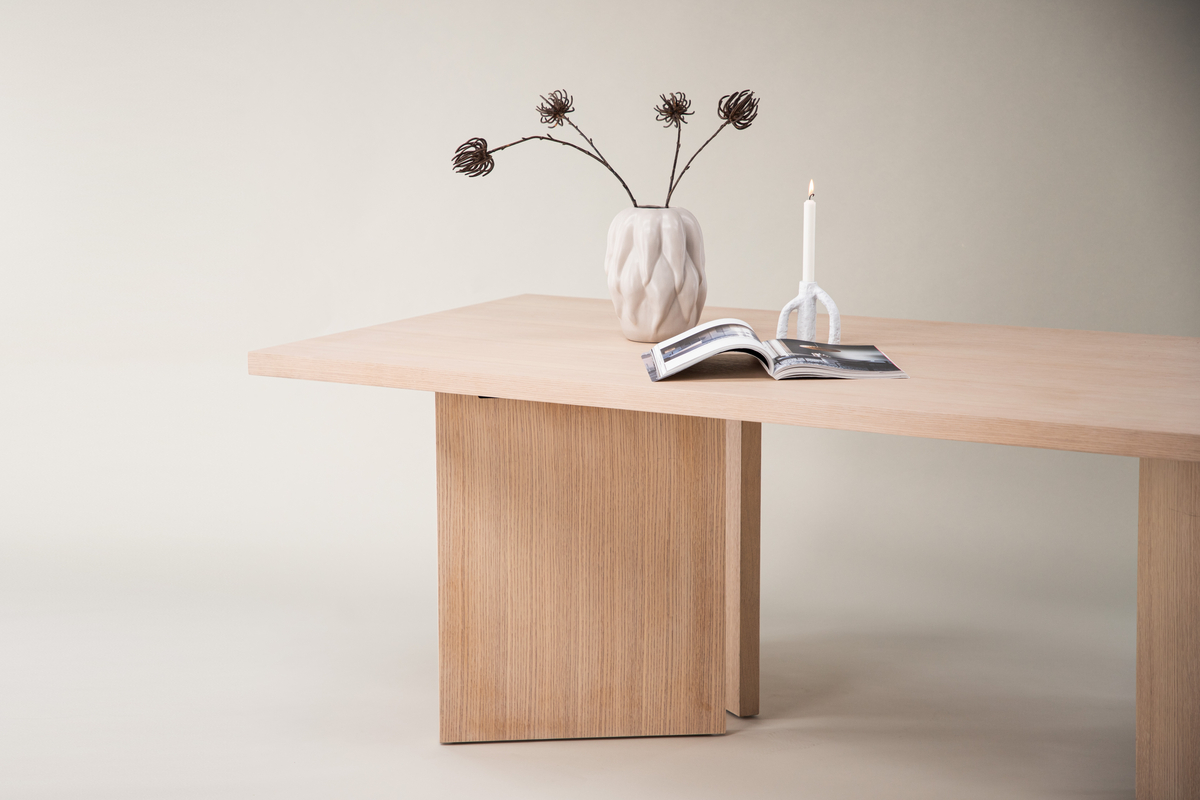 Table à manger 'Bakkafrost' 240x100cm - Chêne blanchi