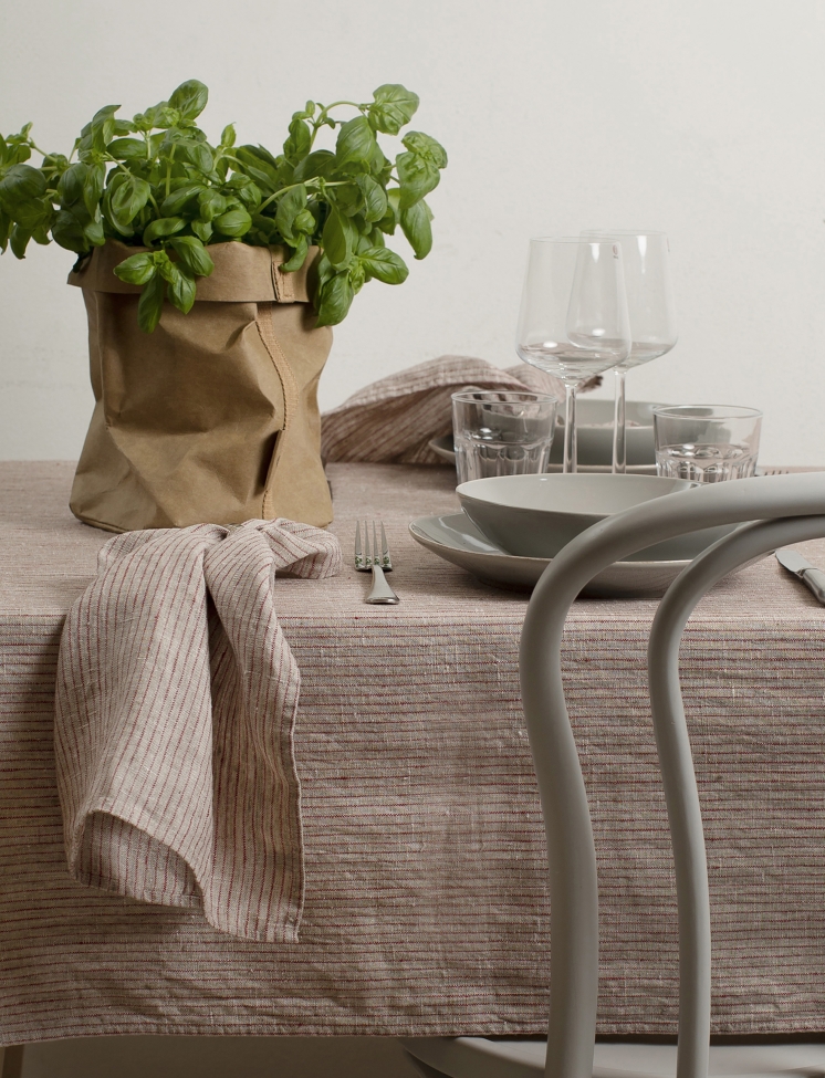 Serviette 'Linus' 45x45 - Rouge/Noir