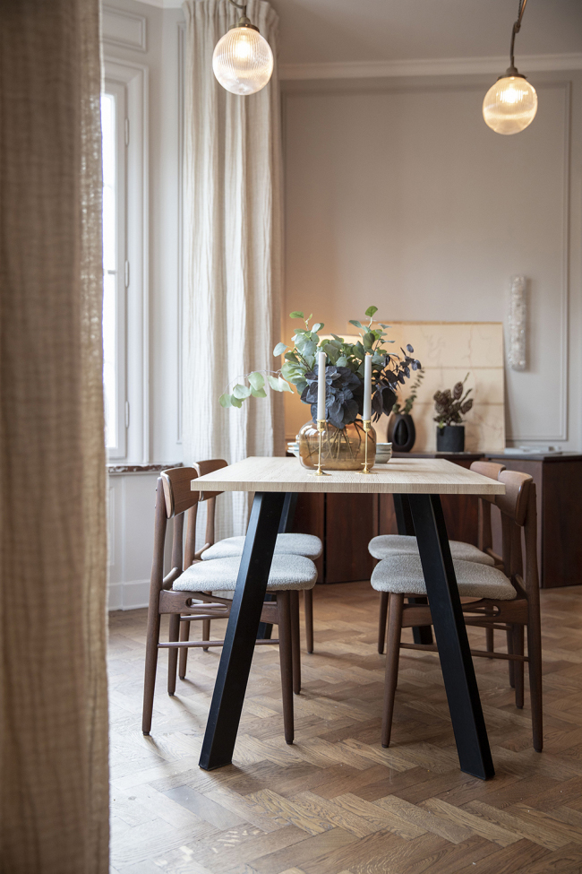 Table à manger 'Klassisk' 140x80cm - Noir/Chêne