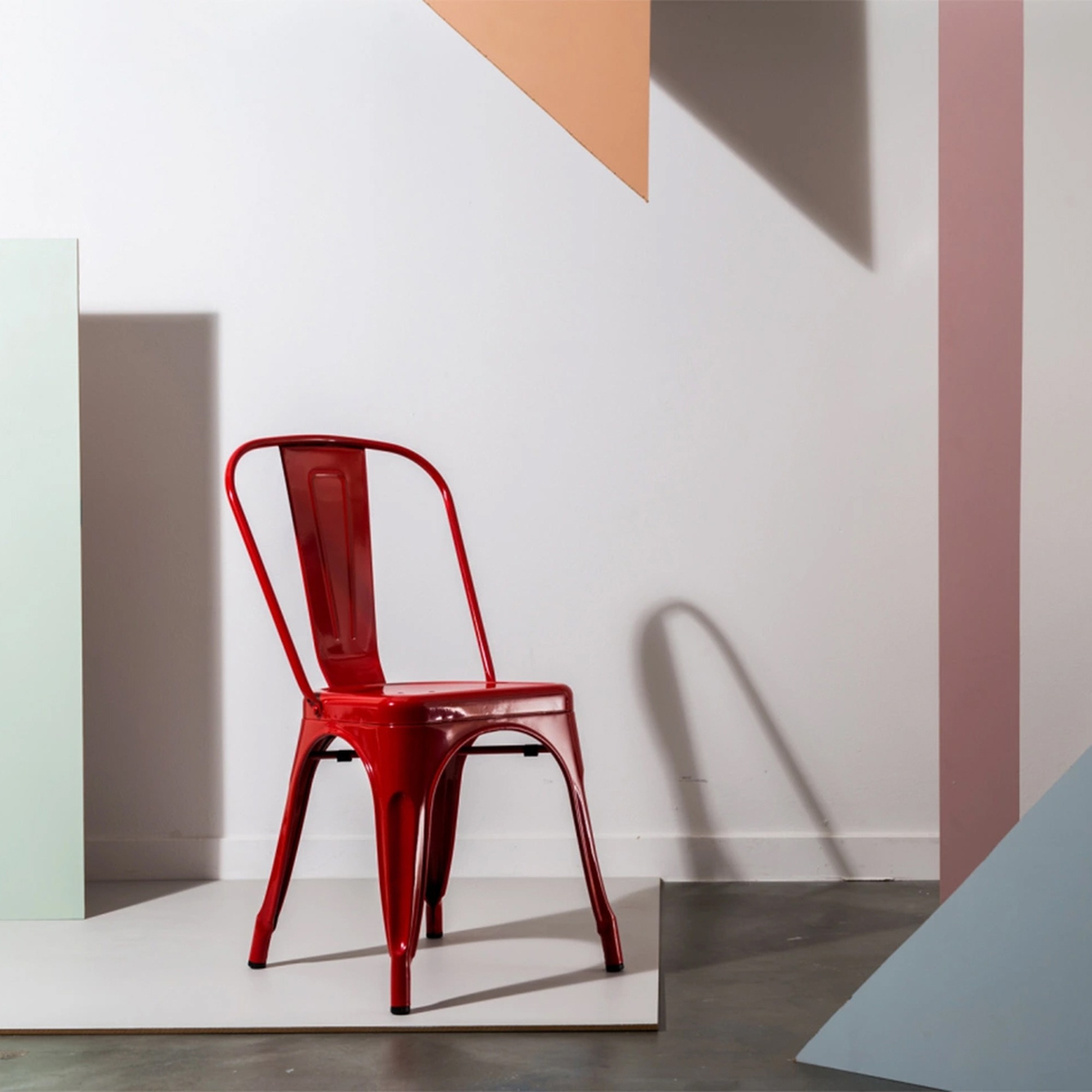 Chaise 'Montmartre' - Laque rouge