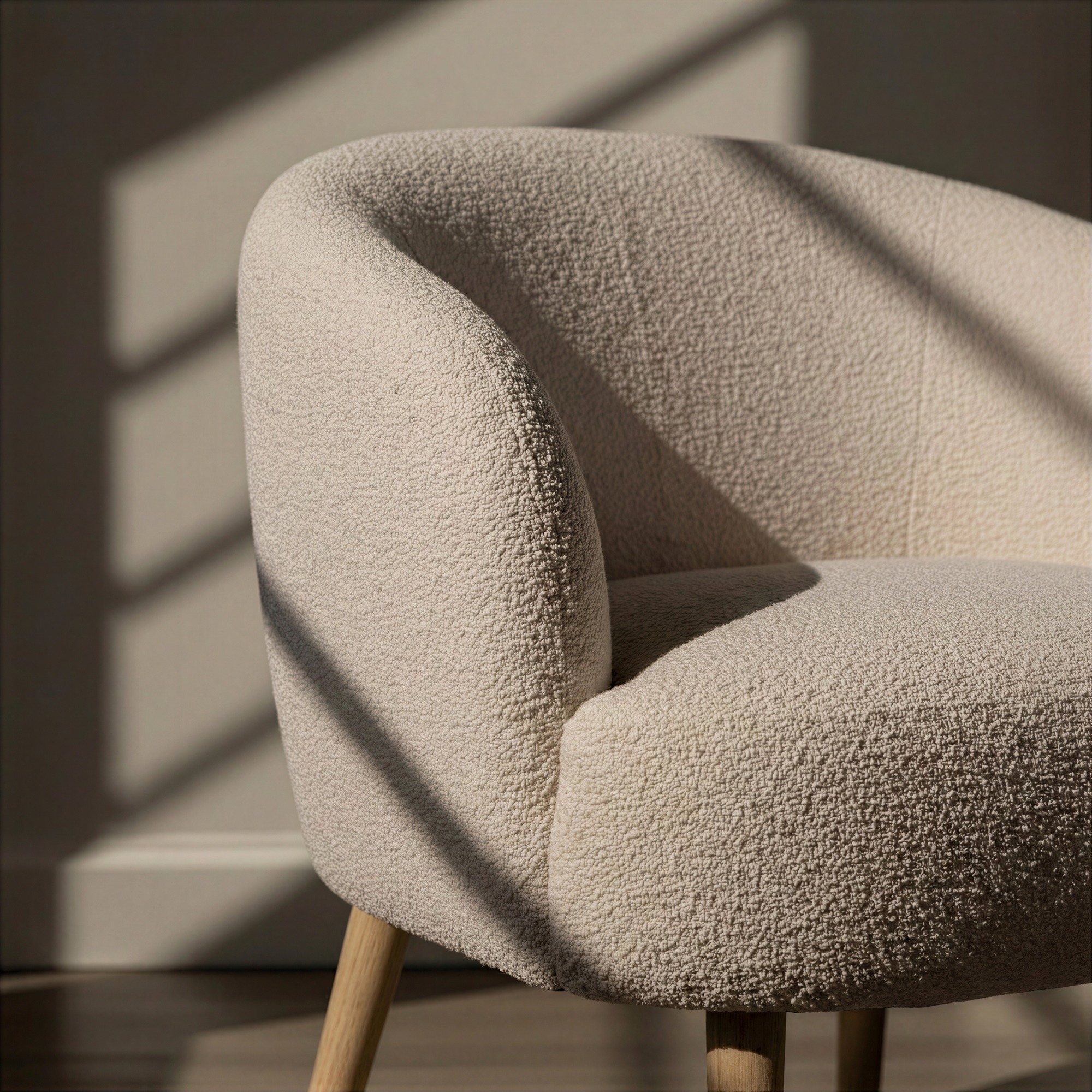 Fauteuil 'Capri' pieds en bois - Beige/Boucl&eacute;