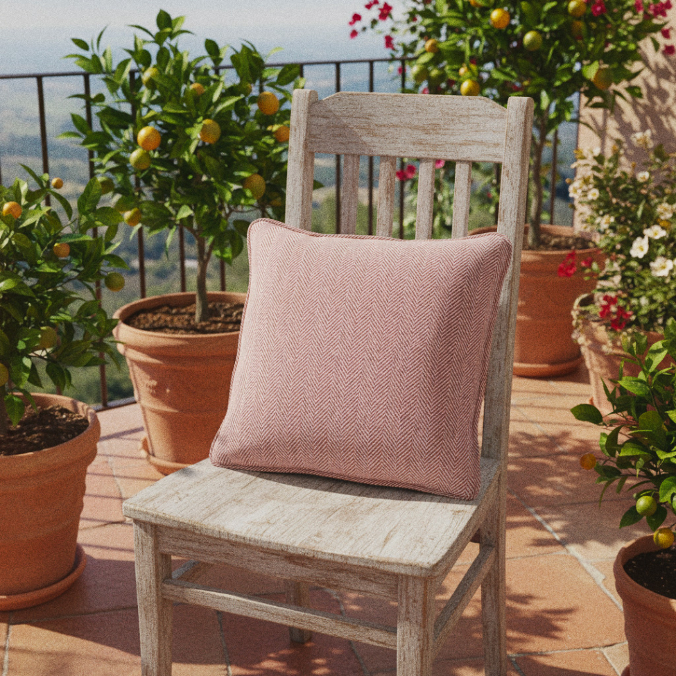 Housse de coussin ' Denisa Fishbone ' 45 x 45 cm - Rouge/blanc