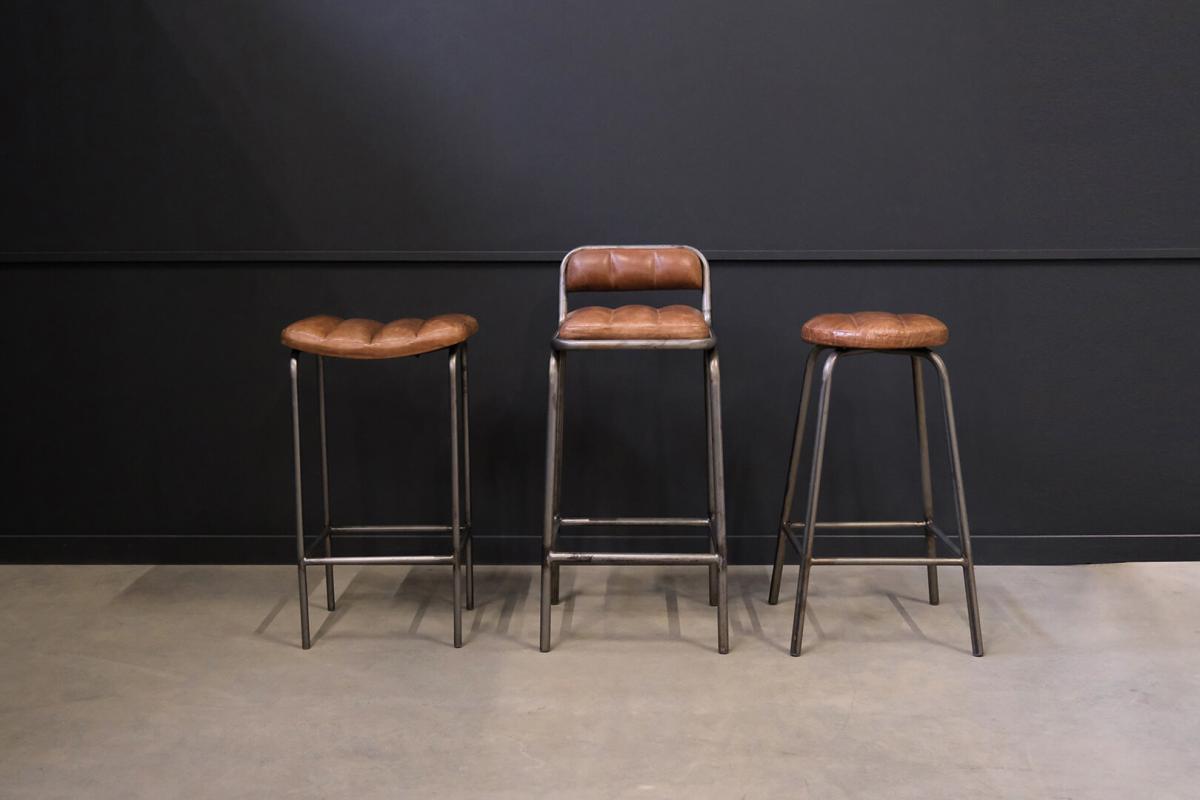 Tabouret avec dossier 'Brooke' - Cuir