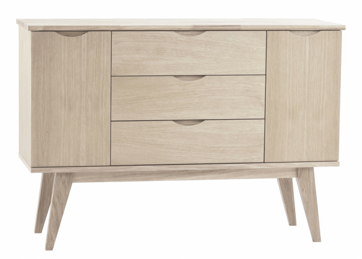 Buffet \'Filippa\' 122x85cm - Chêne/Blanchi dans le groupe Meubles / Étagères & rangement / Buffets chez Reforma (113738)