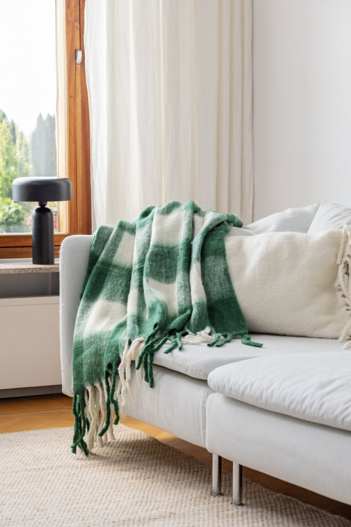 Plaid \' Phoebe \' 130 x 170 cm - Vert dans le groupe Décoration / Textiles / Plaids & couvertures chez Reforma (4224615675064)