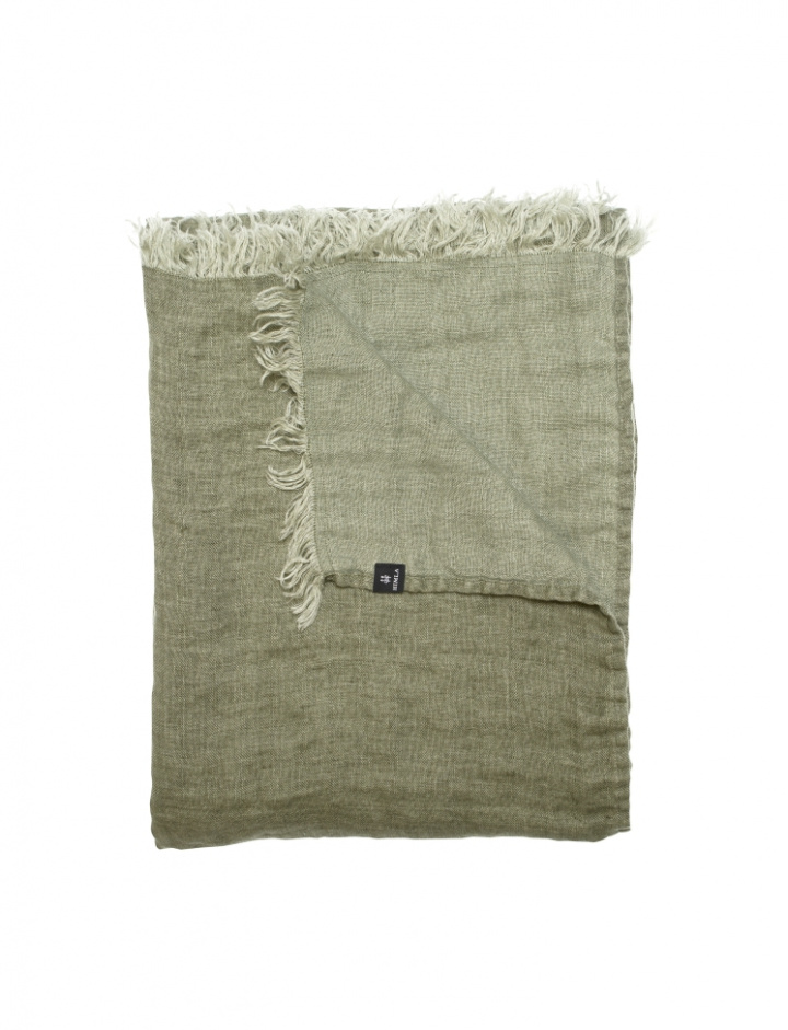 Plaid \'Hannelin\' 130x170 - Vert dans le groupe Décoration / Textiles / Plaids & couvertures chez Reforma (L20069-00302-1542)