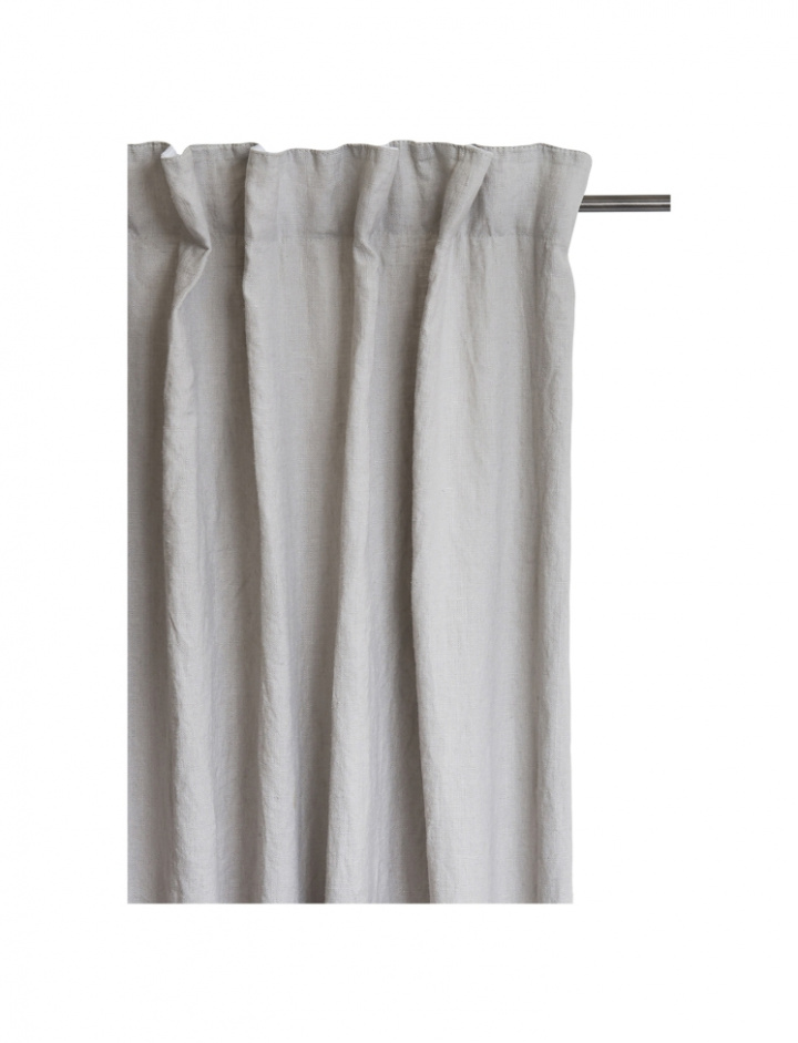 Rideau \'Sunshine\' 140x250 - Gris clair dans le groupe Décoration / Textiles / Rideaux chez Reforma (L22076-00141-1304)