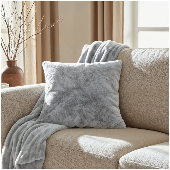Plaid \' Aranga Super Soft Throw \' 130 x 170 cm - Gris dans le groupe Décoration / Textiles / Plaids & couvertures chez Reforma (V10201570)
